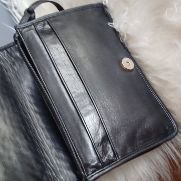 Bottega Veneta Black Woven Crossbody - Picture 13 of 16